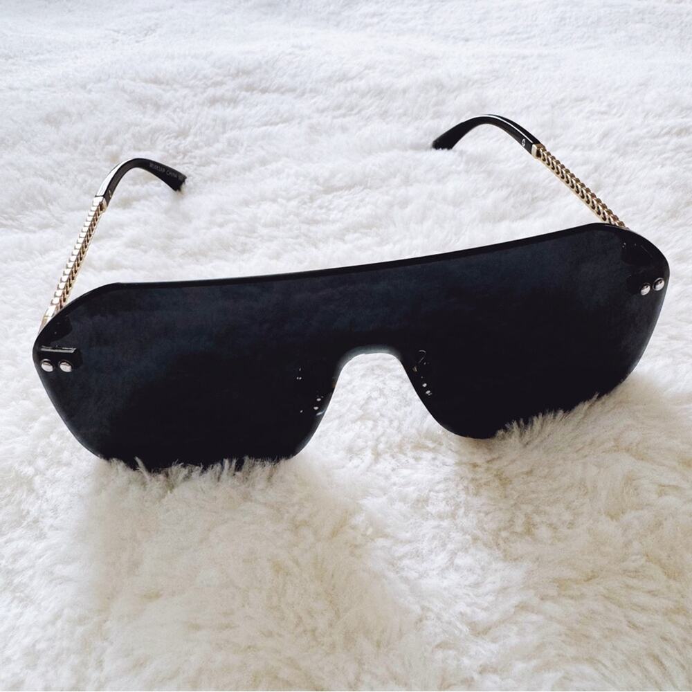 Piper Black Single-Lens Sunglasses - Picture 6 of 10